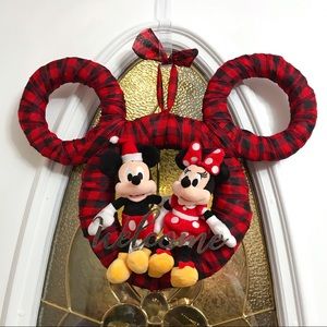 22" Mickey & Minnie Christmas Wreath